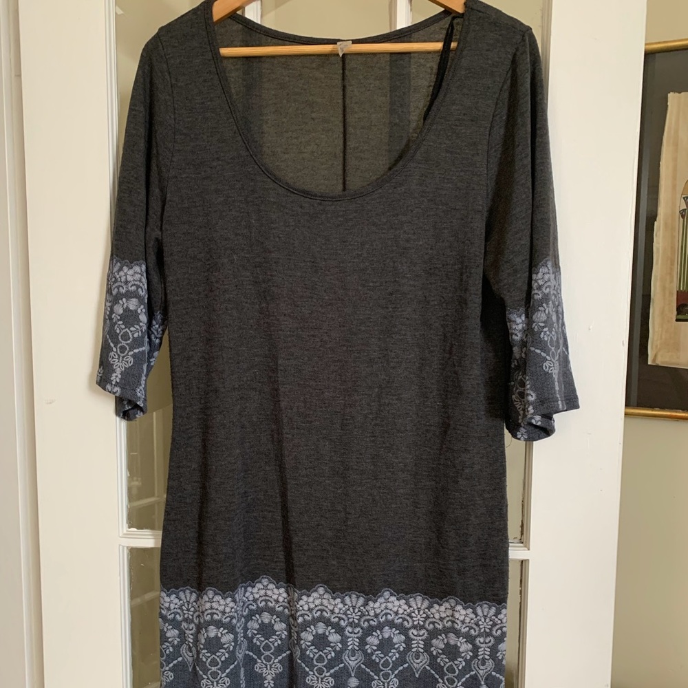 Dori Gray Dress midi 3/4 sleeve size Medium